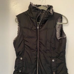Reversible faux fur vest size small